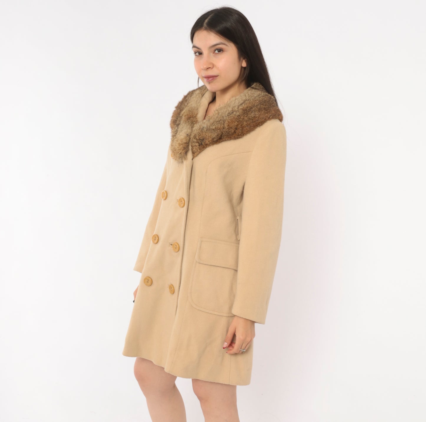Fur Collar Wool Coat 60s Double Breasted Camel Tan Button Front Winter Jacket Warm Brown Neckline Princess Seam Vintage Outerwear Medium M