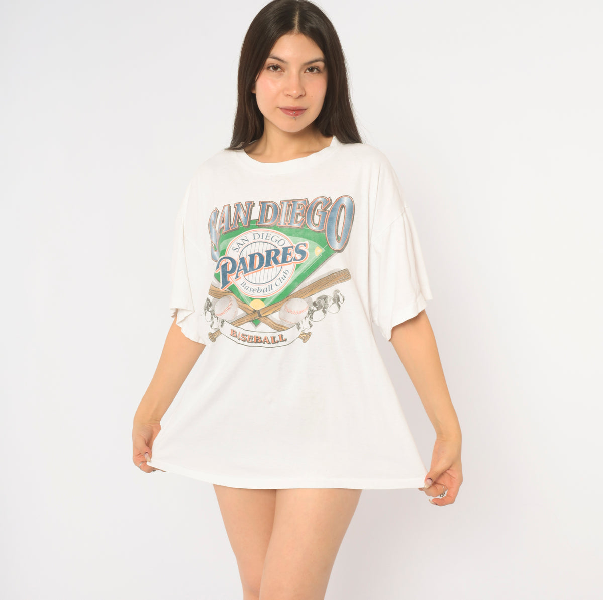 90s San Diego Padres Tee White Cotton MLB Baseball Graphic T Shirt Boxy Fit Short Sleeve Crew Neck Sports Fan Shirt Baseball Club Top Mens Womens Vintage Large L
