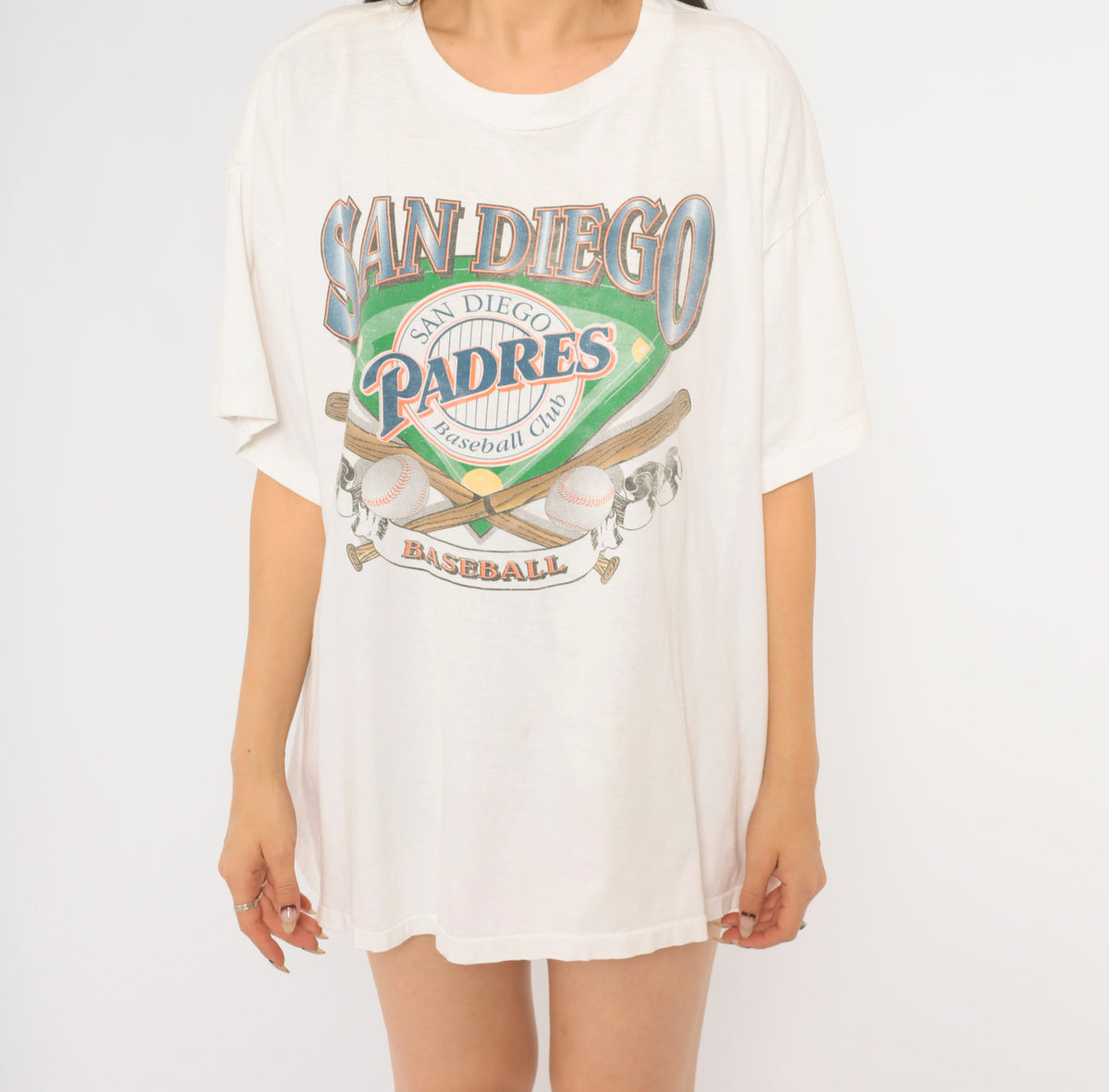 90s San Diego Padres Tee White Cotton MLB Baseball Graphic T Shirt Boxy Fit Short Sleeve Crew Neck Sports Fan Shirt Baseball Club Top Mens Womens Vintage Large L