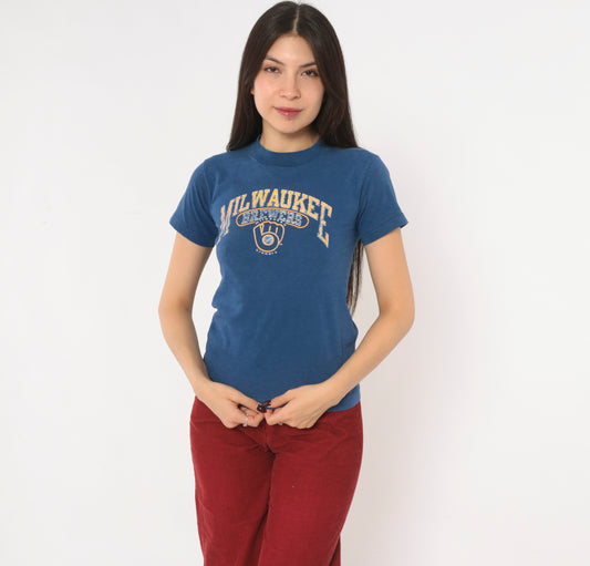 80s Milwaukee Brewers T Shirt MLB Baseball Graphic Tee Champion Blue Cotton Crew Neck Short Sleeve Mustard Yellow Distressed Print Fitted Sports Vintage Extra Small XS