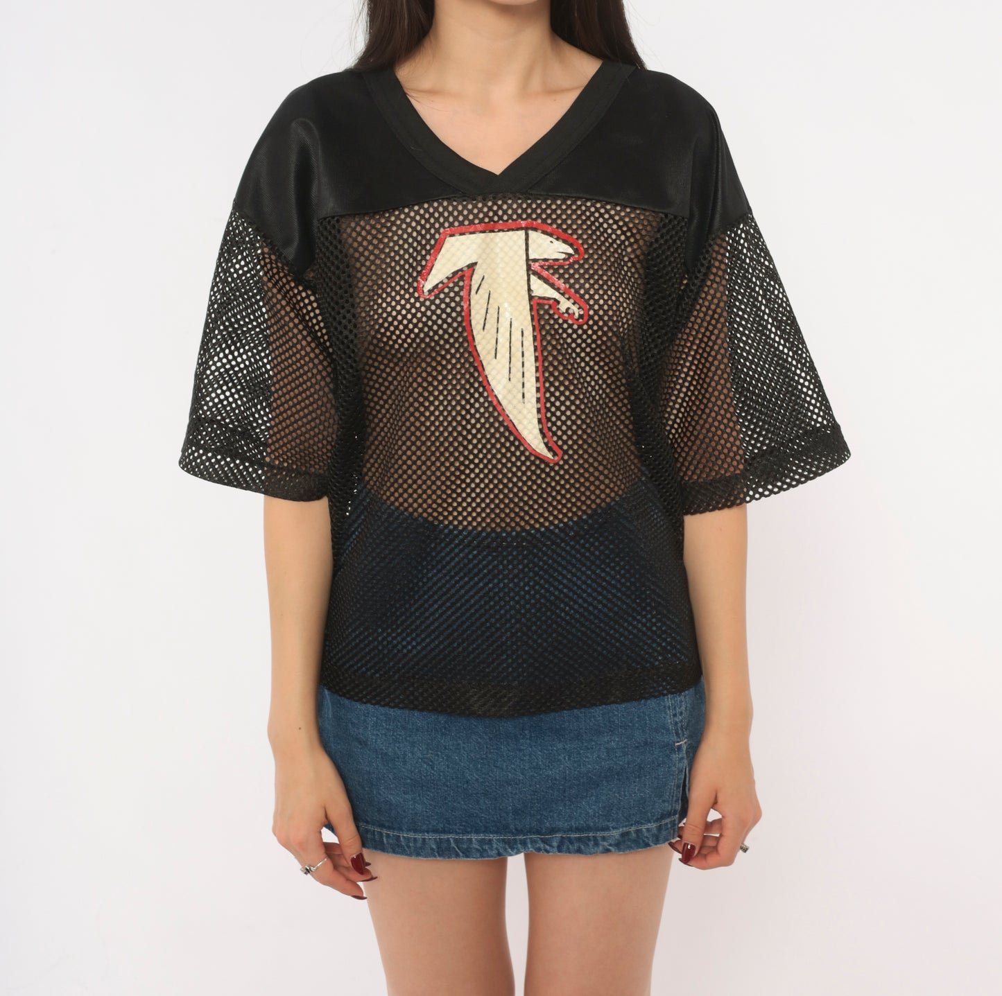 Atlanta Falcons Mesh Jersey 90s NFL Football V Neck Black Sheer Practice Top Cream Red Logo Streetwear Athletic Vintage Sport Shirt Medium M
