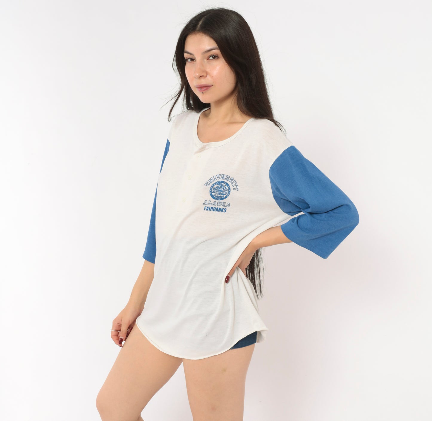 80s University Alaska Fairbanks Henley Baseball Tee Blue White Cotton College Raglan Three Quarter Sleeve Collegiate Graphic Ivory Cream Shirt Vintage Large L