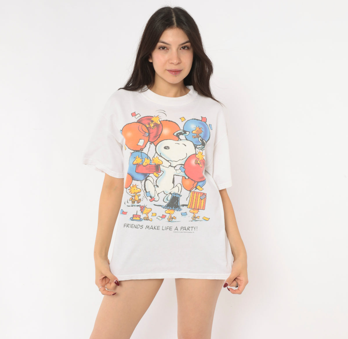 Snoopy Peanuts Party Tee 90s Graphic Print White Cotton Shirt Woodstock Cartoon Friends Make Life A Crew Neck Boxy Fit Vintage Band Style Unisex Top Medium M