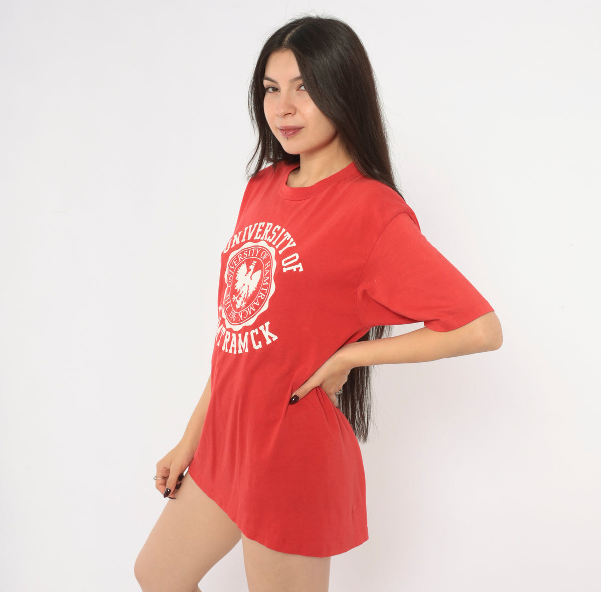 University Of Hamtramck 80s Graphic Tee Red Cotton Collegiate Crew Neck Short Sleeve Eagle Crest Print Boxy White Detroit Michigan Polish College Top Vintage Large L