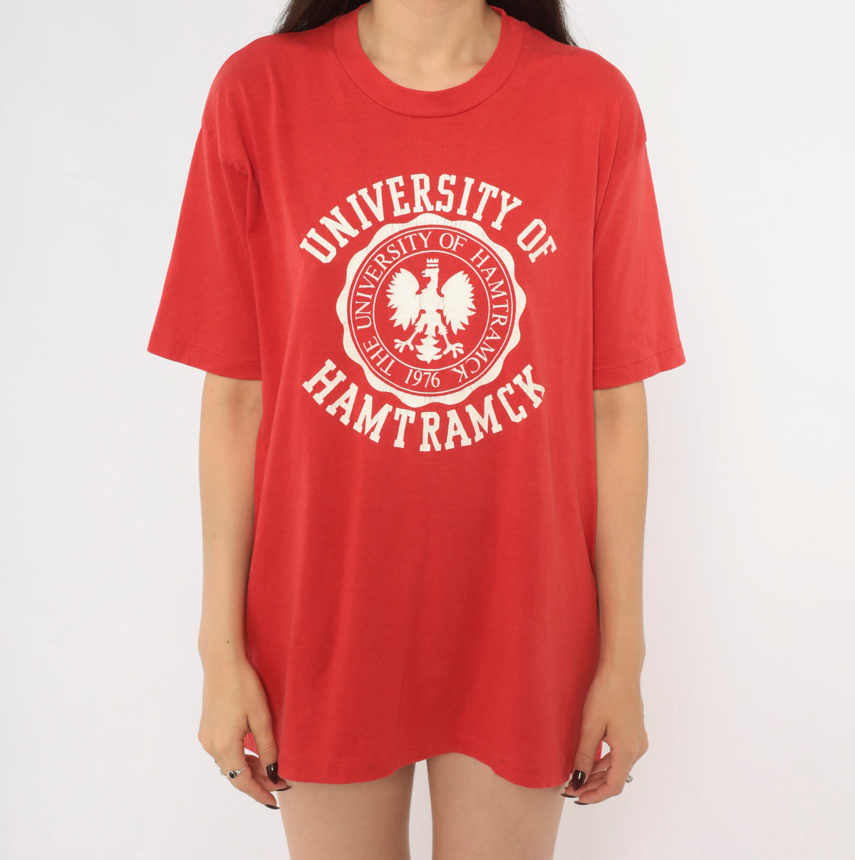University Of Hamtramck 80s Graphic Tee Red Cotton Collegiate Crew Neck Short Sleeve Eagle Crest Print Boxy White Detroit Michigan Polish College Top Vintage Large L