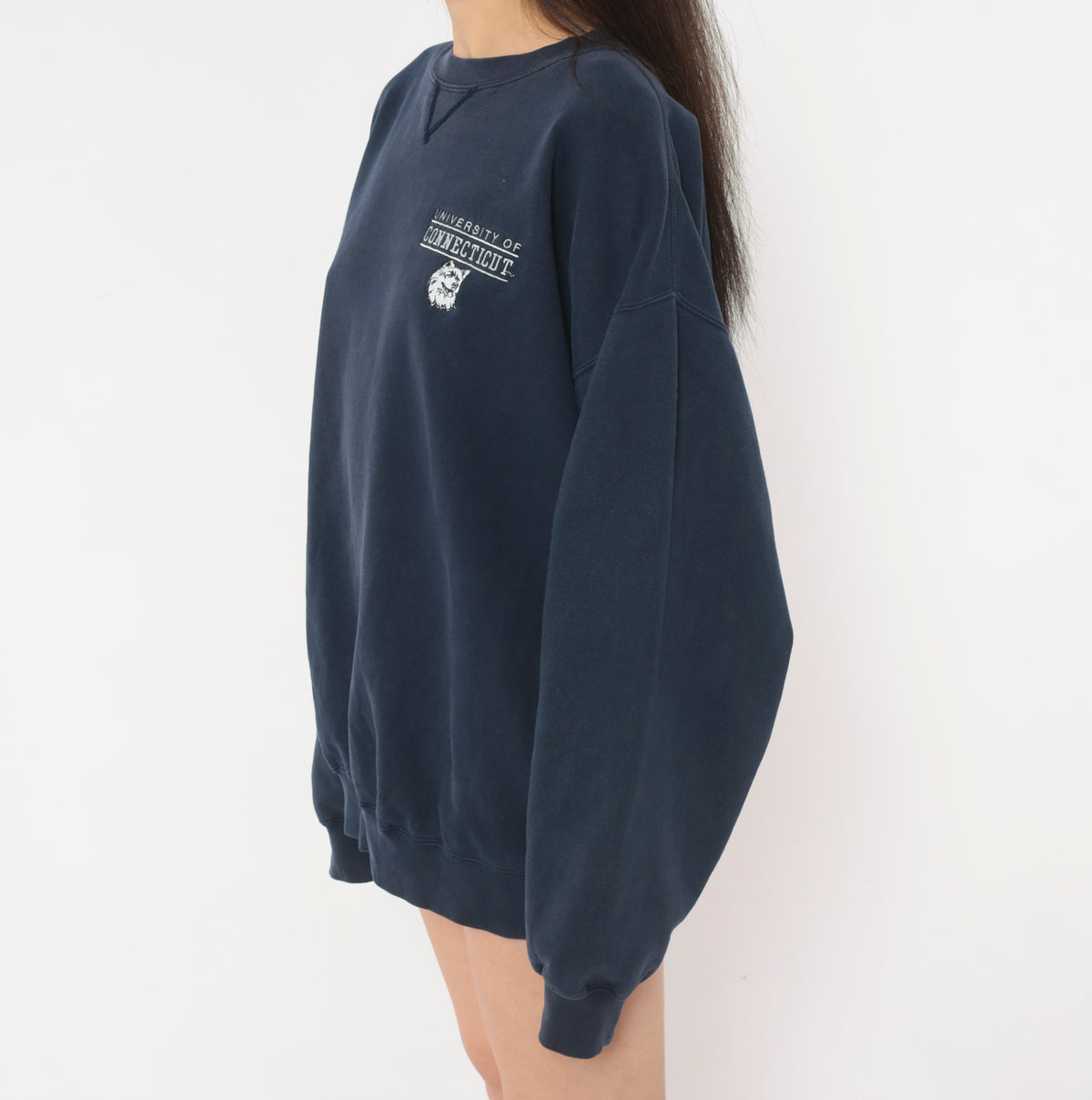 UConn Sweatshirt 90s Navy Blue Crewneck University of Connecticut Husky Embroidered Pullover Gear for Sport Collegiate Preppy Long Sleeve Boxy Unisex Top Large L