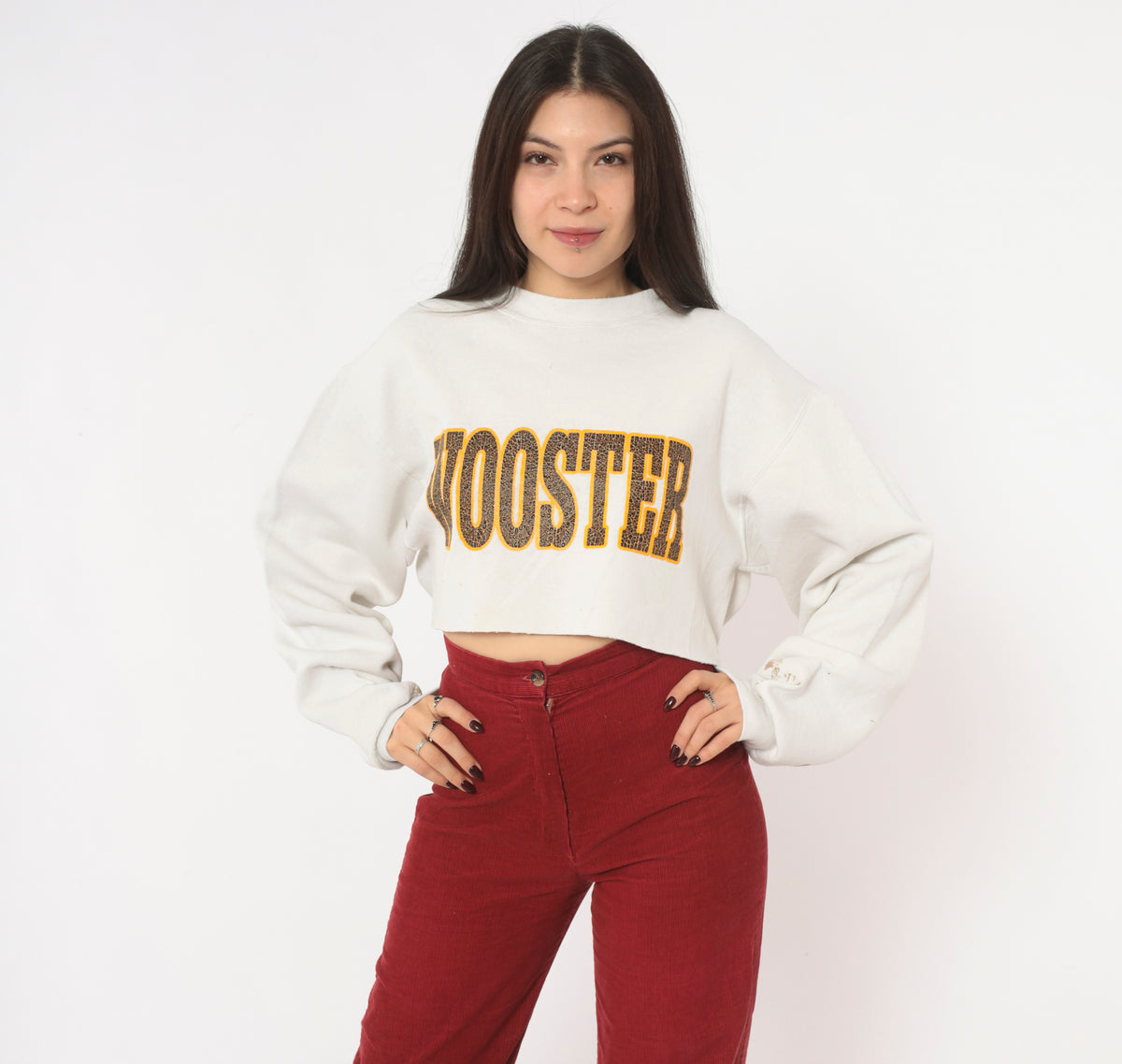 90s Cropped Sweatshirt Cream Wooster College Graphic Crewneck Cotton Long Sleeve Boxy Raw Hem Collegiate Preppy Brown Orange Crop Top Shirt Vintage Jan Sport Medium M