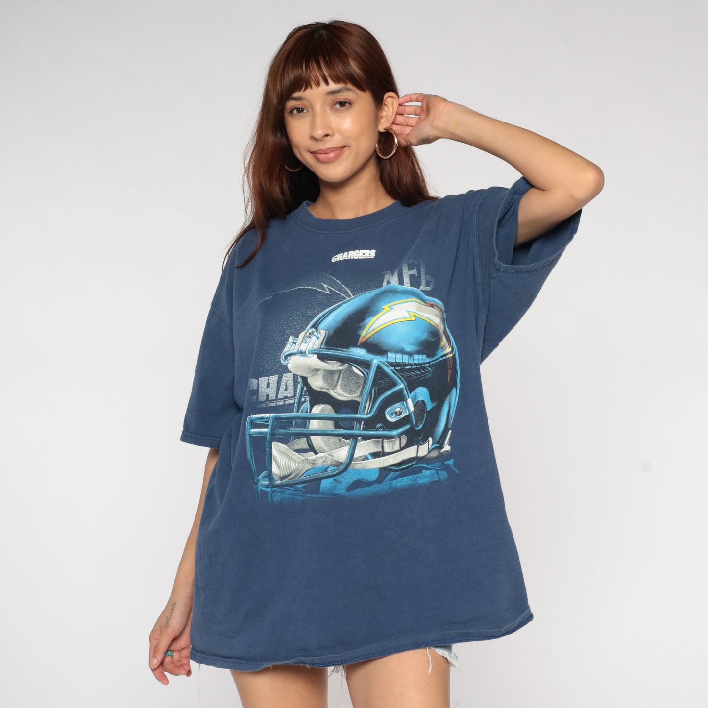 90s NFL Chargers Tshirt Vintage Football Helmet Graphic Navy Blue Faded Cotton Short Sleeve Sports Streetwear Team Logo Extra Large XL