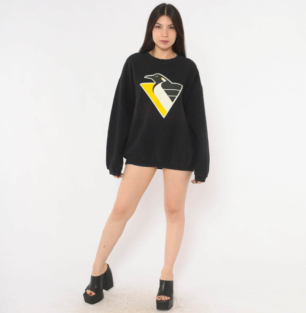90s Pittsburgh Penguins Sweatshirt Lemieux 66 NHL Hockey Crewneck Black Yellow Cotton Pullover Lee Sport Graphic Jersey Number Sports Fan Long Sleeve Top Large L