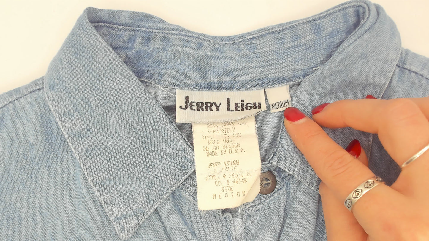 Bugs Bunny Denim Shirt 90s Looney Tunes Chambray Cartoon Top Collared Light Blue Jean Blouse Cotton Vintage Summer Spring Nostalgic Medium M