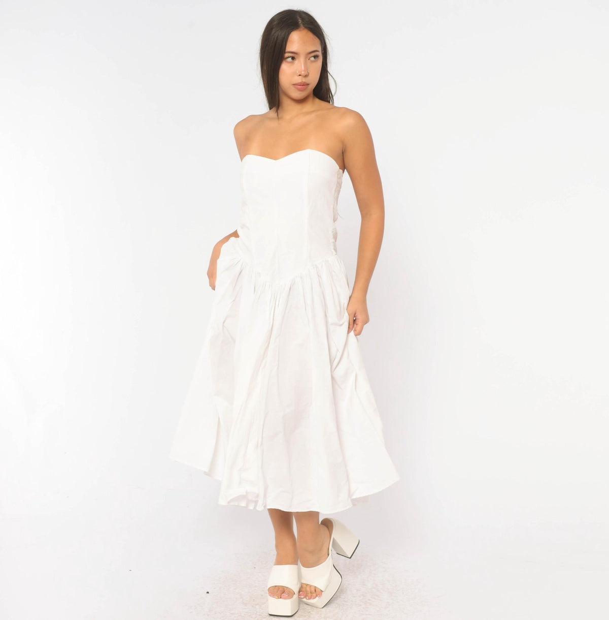 80s White Cotton Strapless Dress Sweetheart Neckline Drop Waist Below Knee Medium M
