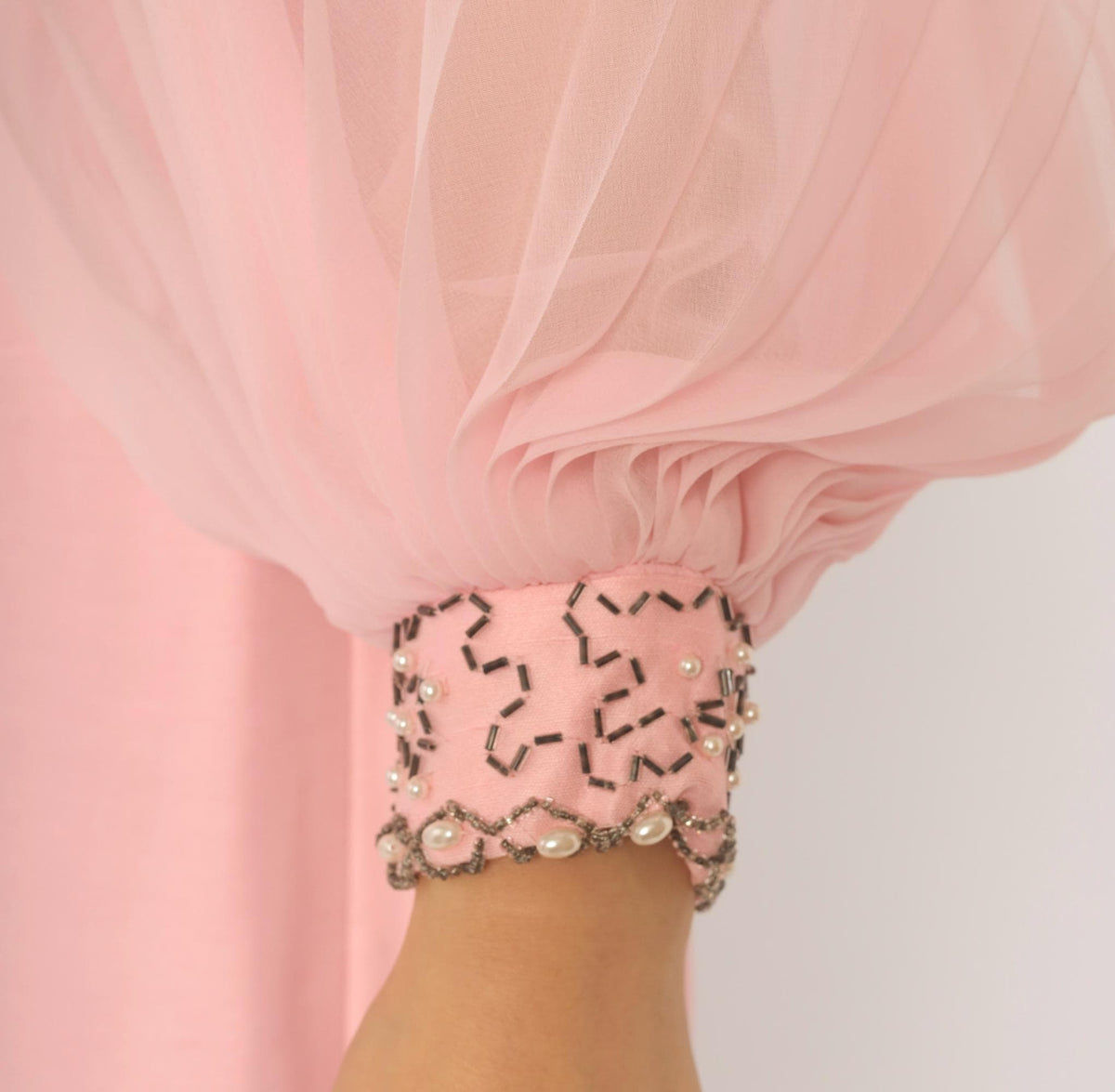 60s Pink Beaded Collar Shift Dress Bishop Sleeve Knee-Length Small S