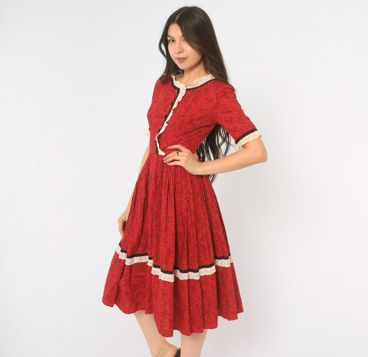 60s Red Paisley Cotton Dress Black Eyelet Lace Button Front Full Skirt Extra Small XS