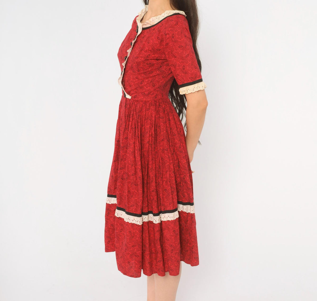 60s Red Paisley Cotton Dress Black Eyelet Lace Button Front Full Skirt Extra Small XS