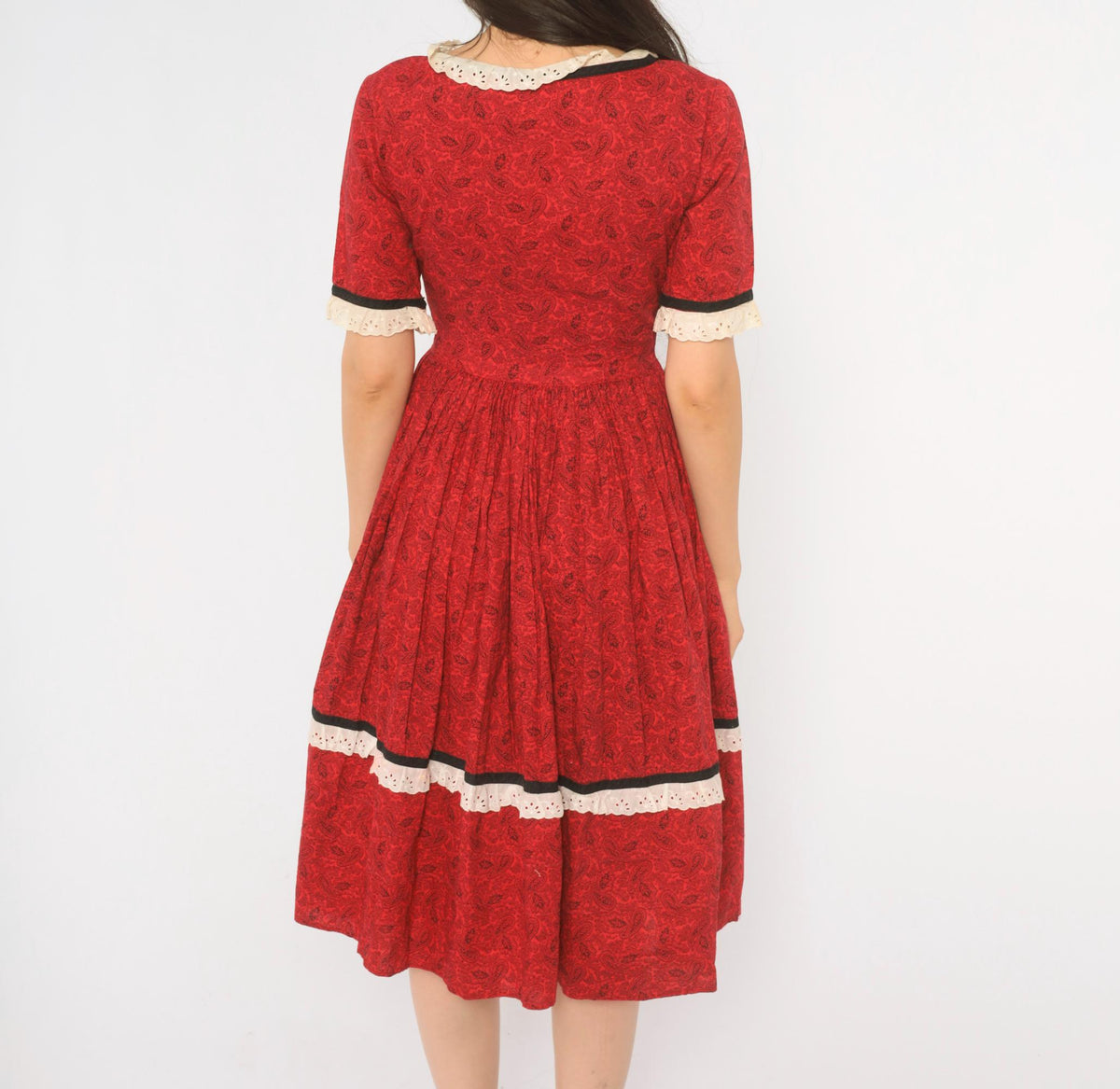60s Red Paisley Cotton Dress Black Eyelet Lace Button Front Full Skirt Extra Small XS