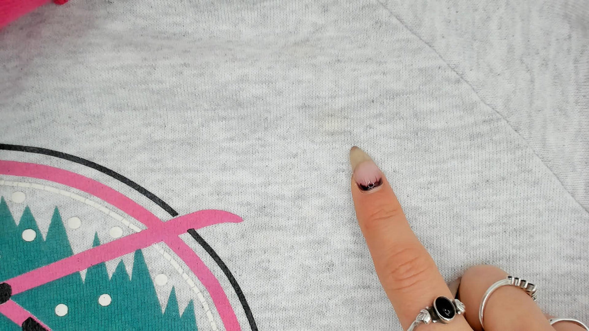 90s PegiGoff Penguin Ski Sweatshirt Grey Pink Collar Graphic Crewneck Large L