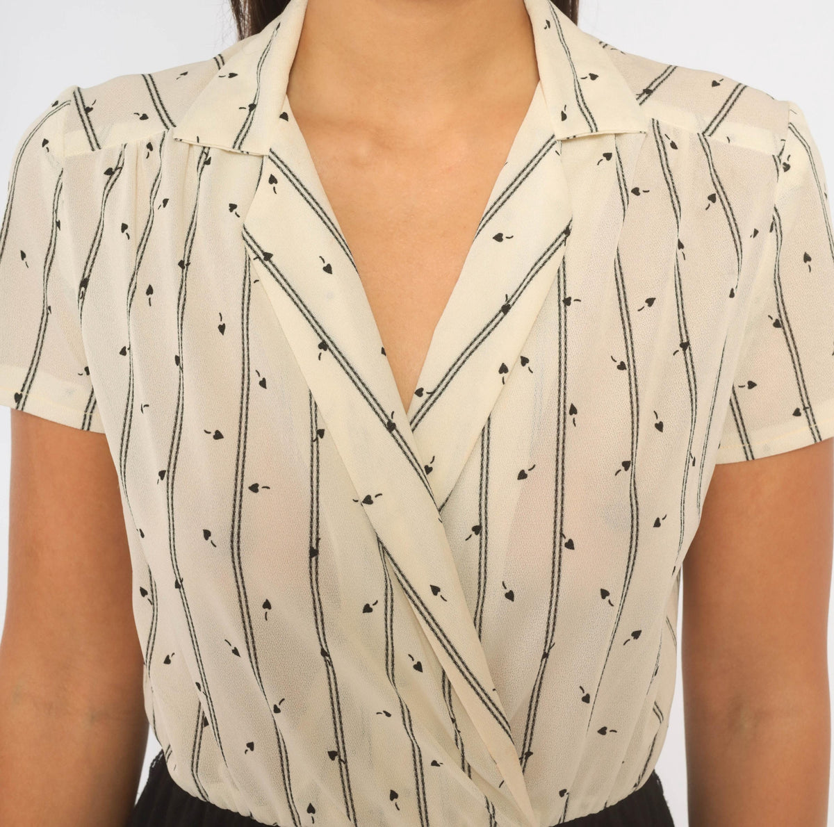 70s Lady Carol Petites Heart Print Wrap Dress Black Cream Striped Small