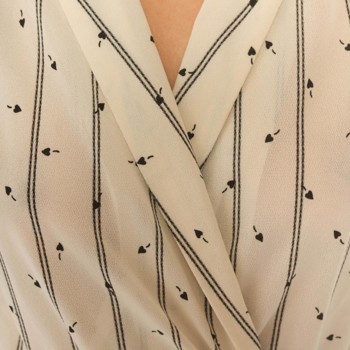 70s Lady Carol Petites Heart Print Wrap Dress Black Cream Striped Small