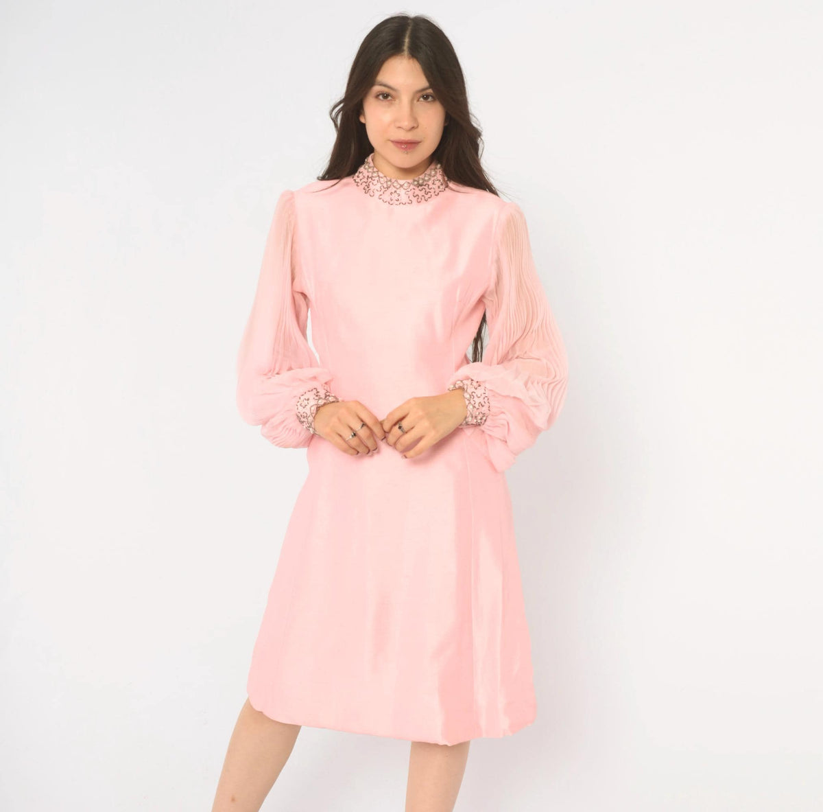 60s Pink Beaded Collar Shift Dress Bishop Sleeve Knee-Length Small S