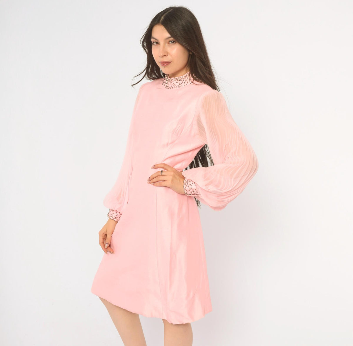 60s Pink Beaded Collar Shift Dress Bishop Sleeve Knee-Length Small S