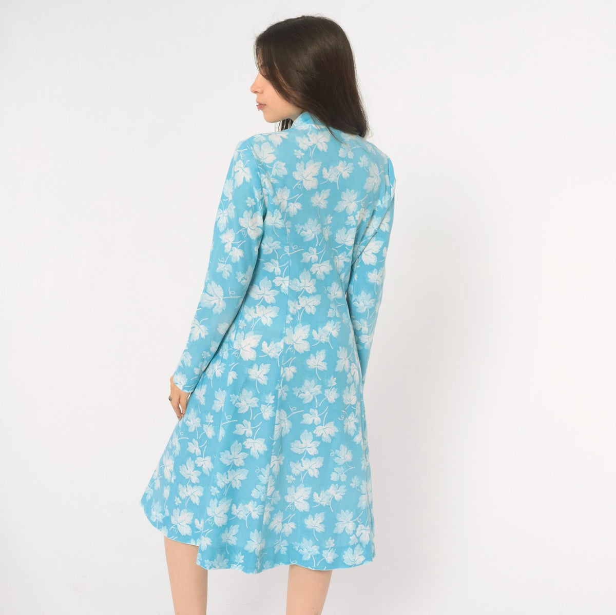 70s Montgomery Ward Floral Dress Blue Leaf Print Tie Neck Button Front Medium M