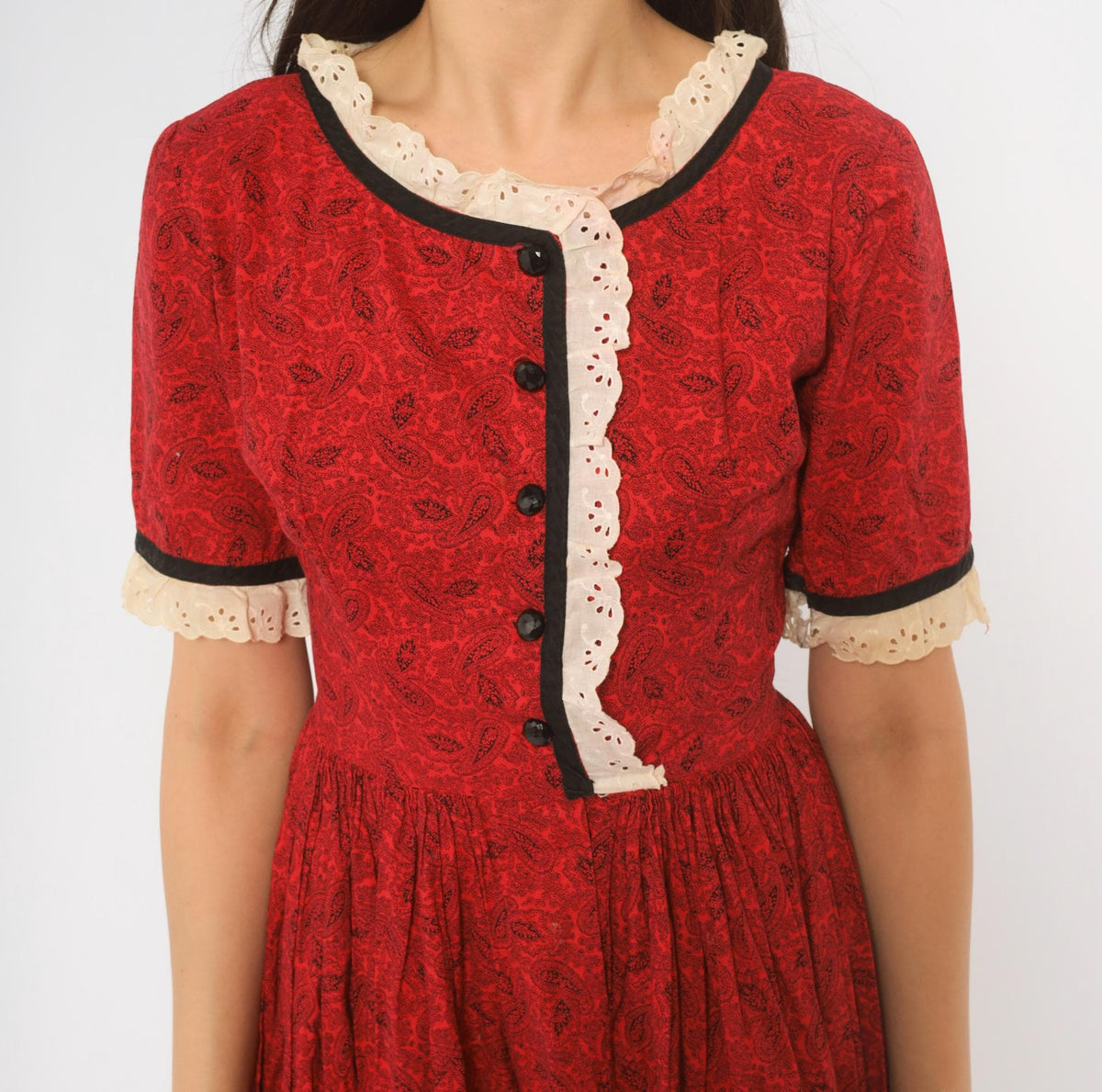 60s Red Paisley Cotton Dress Black Eyelet Lace Button Front Full Skirt Extra Small XS
