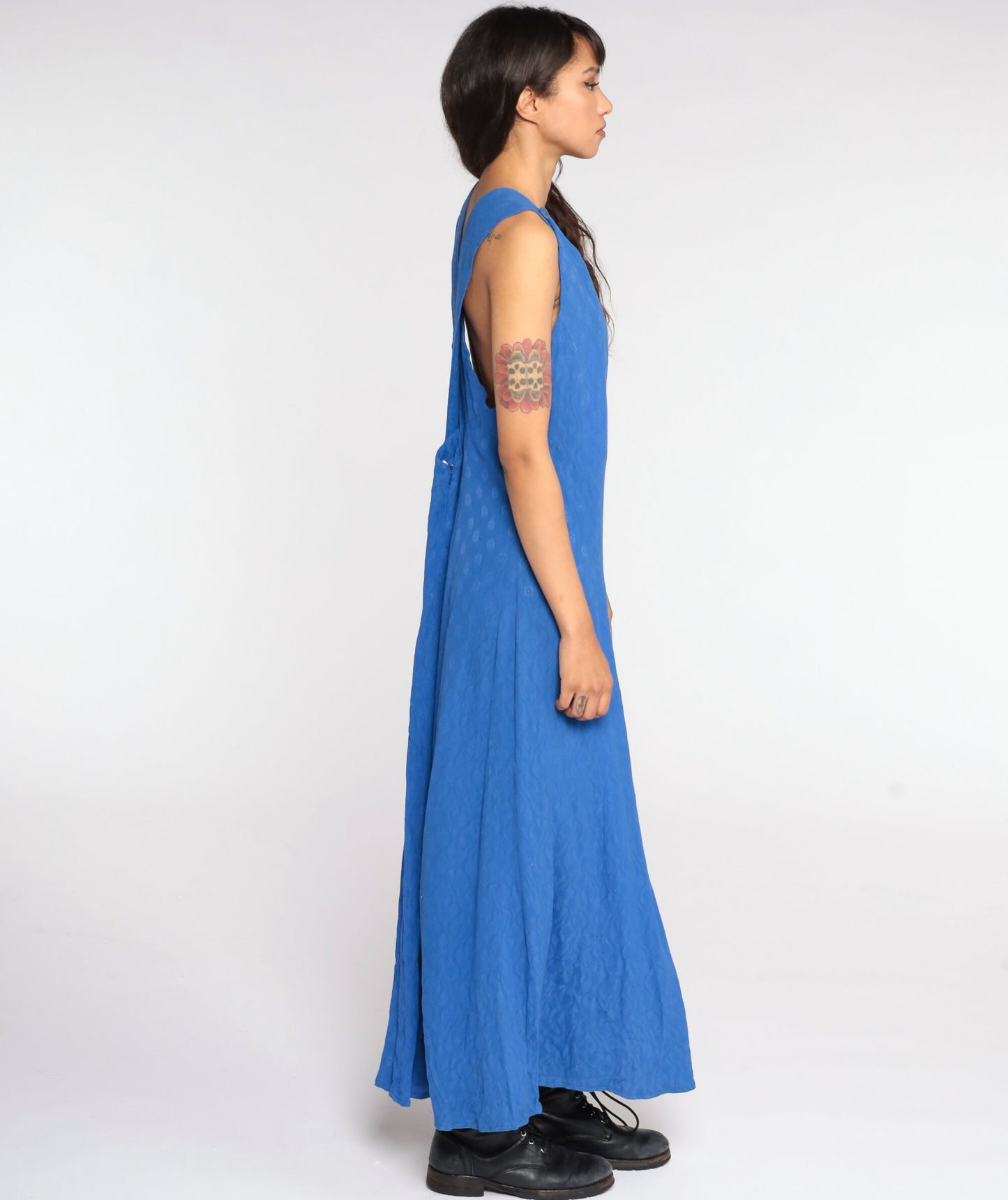 Liz Claiborne Dress 90s Maxi Dress Blue Dress Embossed Jumper Dress Sleeveless Dress Vintage 1990s Bohemian Retro Sheath Criss Cross Medium