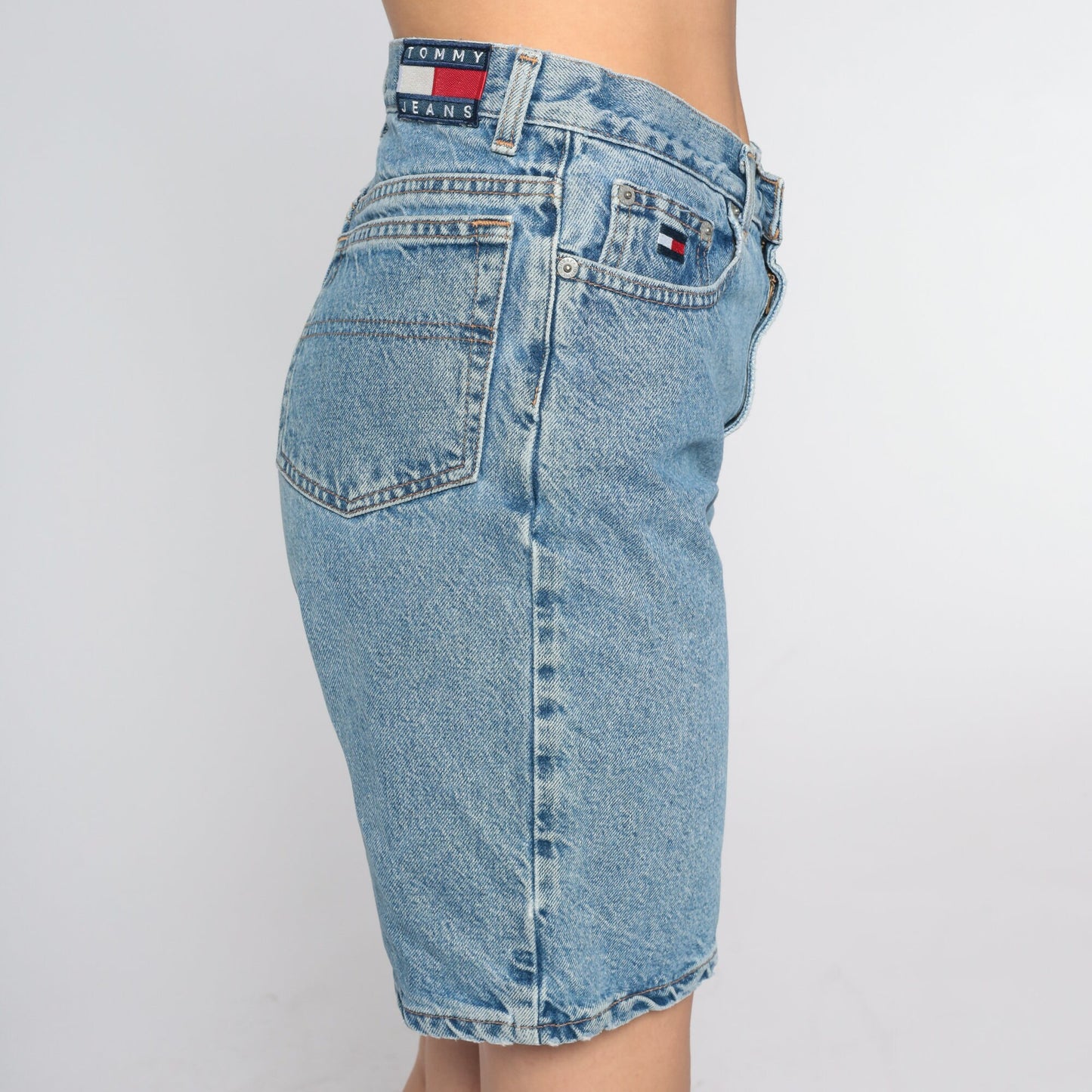 Tommy Hilfiger Jean Shorts 90s Bermuda Denim Shorts Retro Mom Shorts Blue High Waisted Knee Length Streetwear 1990s Vintage Small S 28